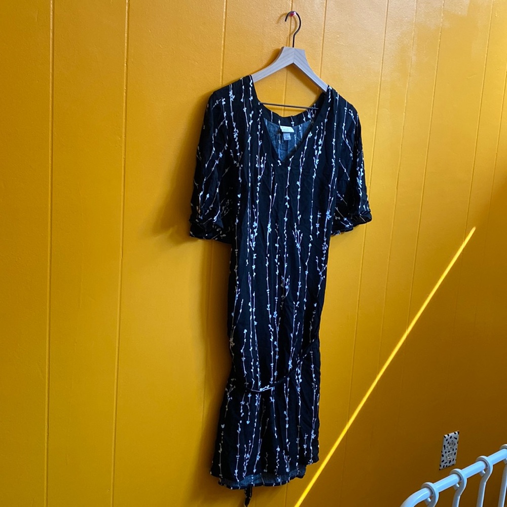 A new day target brand large dress black floral new without tags